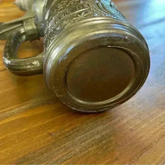 Vintage German Beer Stein Mug With Lid Ein Prosit Der Gemutlichkeit - Picture 5 of 6